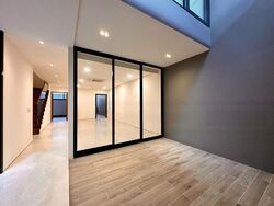 Opera Estate (D15), Terrace #441234191